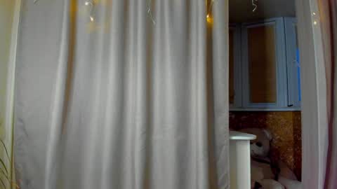 Snapshot of bella_foryou chatting on 01.28.25 NastyaThere are legends that in this room all your wishes can come true Private is Open online show from 01.28.25