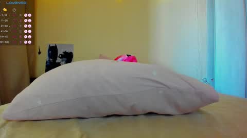 Snapshot of bella_foryou chatting on 02.21.25 NastyaThere are legends that in this room all your wishes can come true Private is Open online show from 02.21.25