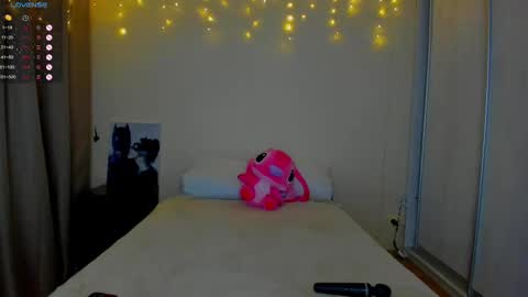 Snapshot of bella_foryou chatting on 02.28.25 NastyaThere are legends that in this room all your wishes can come true Private is Open online show from 02.28.25