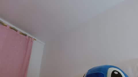 Snapshot of bella_gentle chatting on 05.15.26 bella_gentle online show from 05.15.26