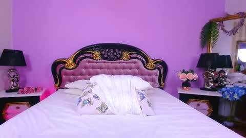 Bella online show from 09.18.25