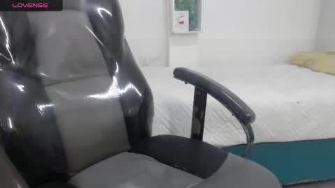 lady online show from 02.26.25