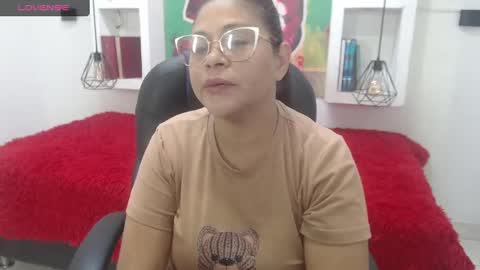 lady online show from 09.30.25