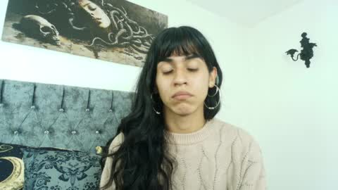 Snapshot of bella_poisonous chatting on 03.30.26 Bella online show from 03.30.26