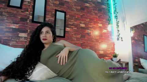 Snapshot of bella_ponce1 chatting on 12.01.24 Bella Ponce online show from 12.01.24
