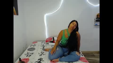 bella_velvet19 online show from 09.17.25