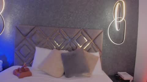 Cris online show from 02.21.26