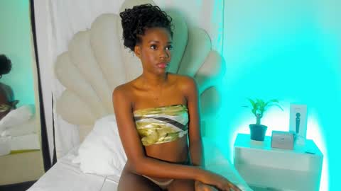 Bella Dajud online show from 01.18.26