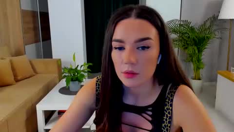 Snapshot of bellaadona chatting on 01.27.25 BellaDona online show from 01.27.25