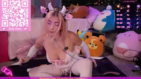 Bellalunabear trans   JadePlant Cis online show from 11.03.25