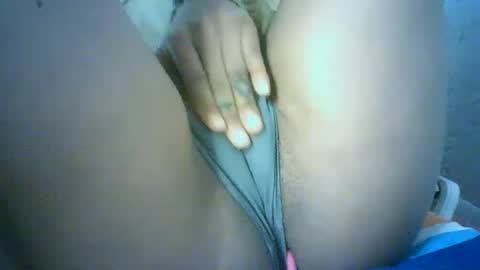 Bella online show from 12.21.24