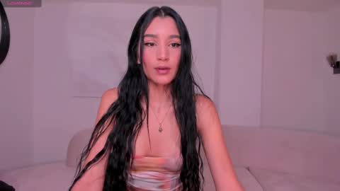 Snapshot of bellacarteer_ chatting on 12.22.24 Bella C online show from 12.22.24