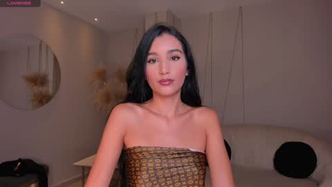 Snapshot of bellacarteer_ chatting on 02.06.25 Bella C online show from 02.06.25