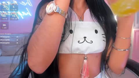 Snapshot of bellacarteer_ chatting on 02.08.25 Bella C online show from 02.08.25