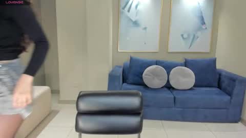 Bella  online show from 09.14.25