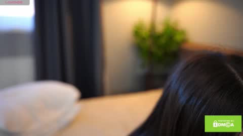 Snapshot of bellacle chatting on 02.12.25 Bella I took a vacation and Ill be back on December 18th So dont lose me To keep in touch I have a TG -  you can find below online show from 02.12.25