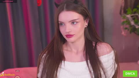 Snapshot of bellacle chatting on 10.26.25 Bella I took a vacation and Ill be back on December 18th So dont lose me To keep in touch I have a TG -  you can find below online show from 10.26.25