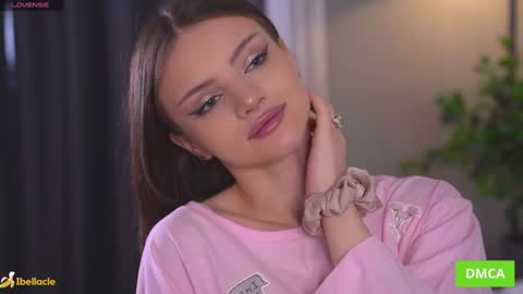 Snapshot of bellacle chatting on 02.19.26 Bella I took a vacation and Ill be back on December 18th So dont lose me To keep in touch I have a TG - you can find below online show from 02.19.26