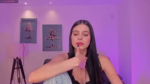 Snapshot of bellaconnor_ chatting on 07.07.26 Bella online show from 07.07.26