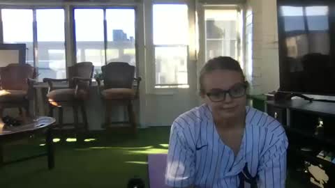 Snapshot of belladior24 chatting on 10.05.25 belladior24 online show from 10.05.25