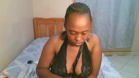 Bella online show from 11.15.25