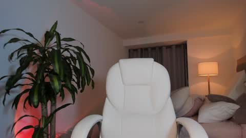 Snapshot of bellamia_ chatting on 01.26.25 Bella Mia online show from 01.26.25