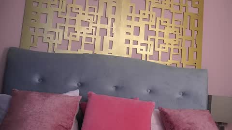 BellaNoirX online show from 04.08.26