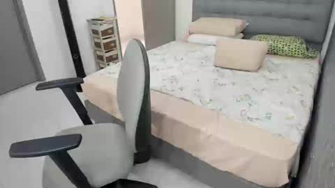 Bella  Angelycal online show from 01.14.25