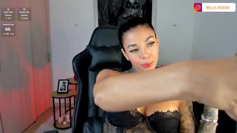 CALL ME BELLA online show from 12.18.25