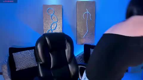 B E L L A  online show from 06.13.26