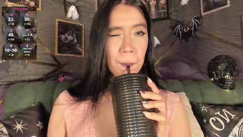  Isabella  Independent model online show from 10.27.25