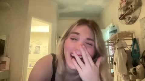 Bella 3 online show from 03.08.26