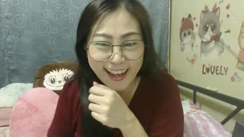 Snapshot of bellbabe chatting on 12.25.24 Bella online show from 12.25.24