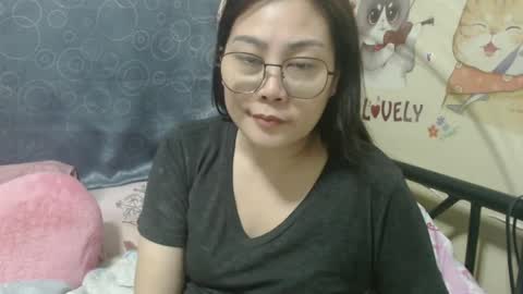 Snapshot of bellbabe chatting on 01.17.25 Bella online show from 01.17.25