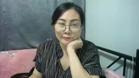 Bella online show from 11.11.25