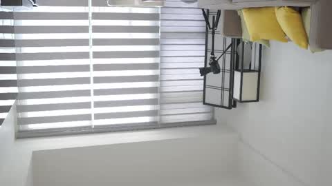 Belle Adrienne  IG  online show from 04.17.26