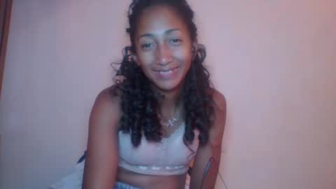 Snapshot of belle_annah chatting on 05.11.26 belle_annah online show from 05.11.26