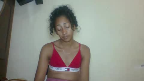 Snapshot of belle_annah chatting on 05.12.26 belle_annah online show from 05.12.26