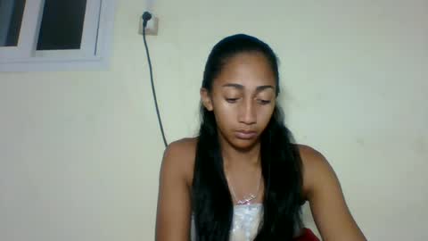 belle_annah online show from 07.10.26