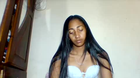 belle_annah online show from 07.20.26