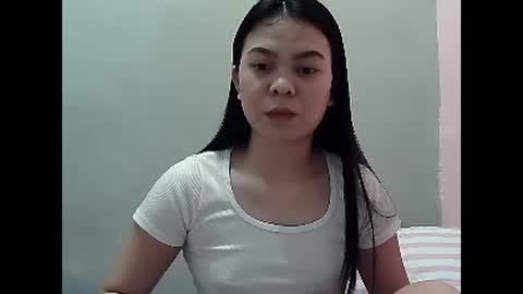 Snapshot of belle_ph chatting on 12.11.24 Belle online show from 12.11.24