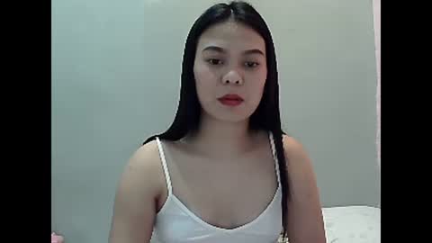 Snapshot of belle_ph chatting on 01.17.25 Belle online show from 01.17.25