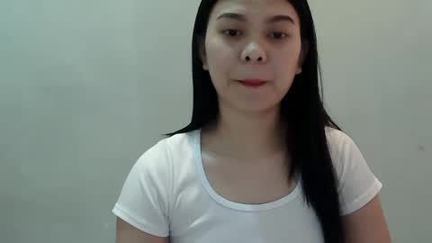 Snapshot of belle_ph chatting on 02.08.25 Belle online show from 02.08.25