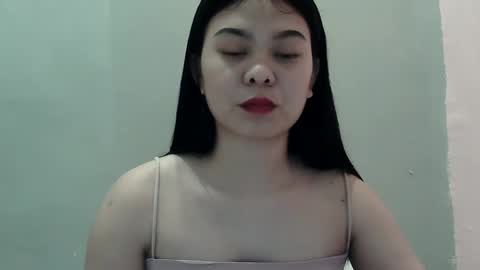 Snapshot of belle_ph chatting on 02.15.25 Belle online show from 02.15.25