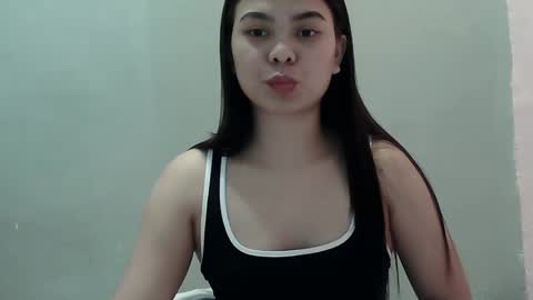 Snapshot of belle_ph chatting on 03.11.25 Belle online show from 03.11.25