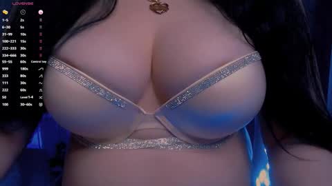 Hello I am kind friendly and cute girl online show from 10.19.25