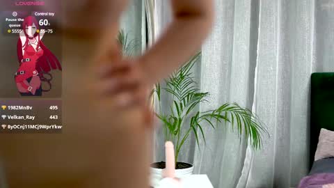 Snapshot of belleskye chatting on 02.12.25 Belle online show from 02.12.25
