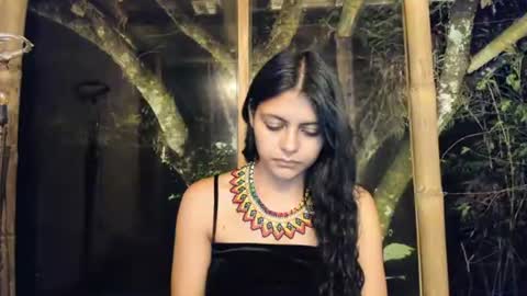 Snapshot of bellezacosmica chatting on 12.11.24 bellezacosmica online show from 12.11.24