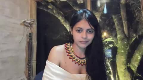 Snapshot of bellezacosmica chatting on 01.22.25 bellezacosmica online show from 01.22.25