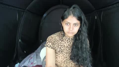Snapshot of bellezacosmica chatting on 03.12.25 bellezacosmica online show from 03.12.25